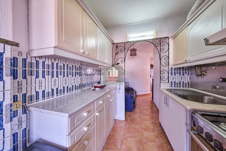 Apartamento T1 para Venda em Costa da Caparica Foto 22