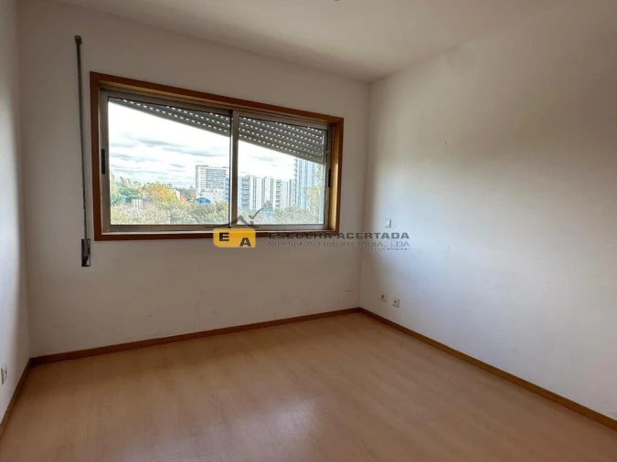 Apartamento T3 para Venda em Cidade da Maia Foto 12