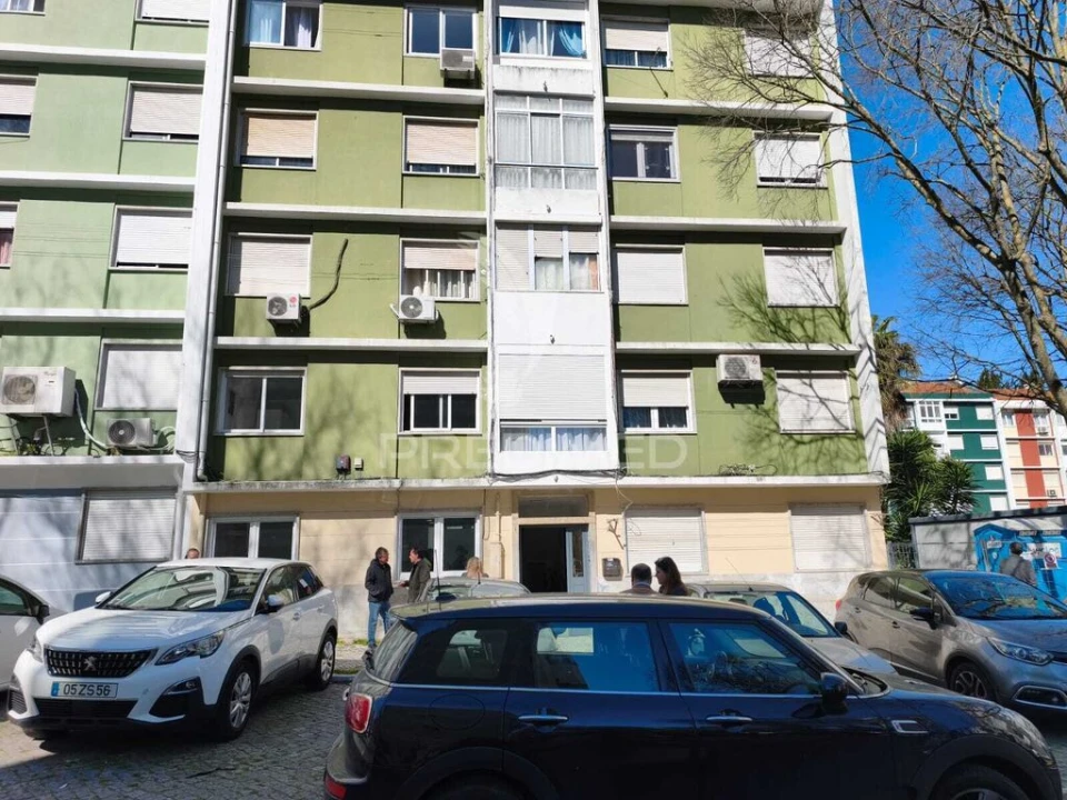 Apartamento T2 para Venda em Benfica Foto 19