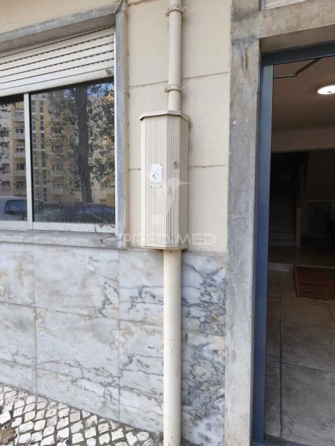 Apartamento T2 para Venda em Benfica