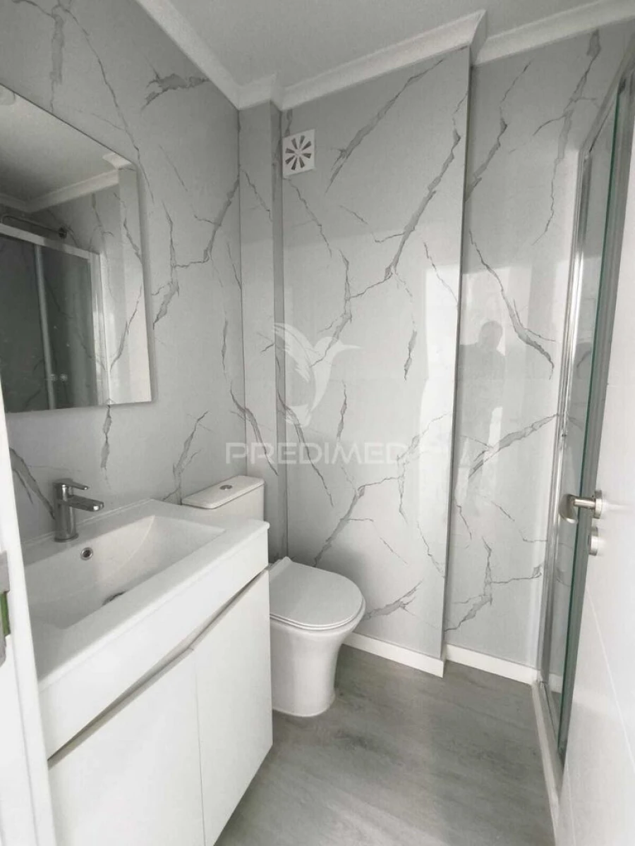 Apartamento T2 para Venda em Benfica Foto 10