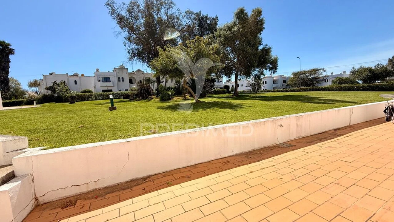 Apartamento T2 para Venda em Alvor Foto 5