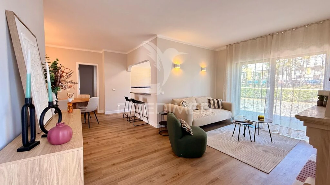 Apartamento T2 para Venda em Alvor Foto 1