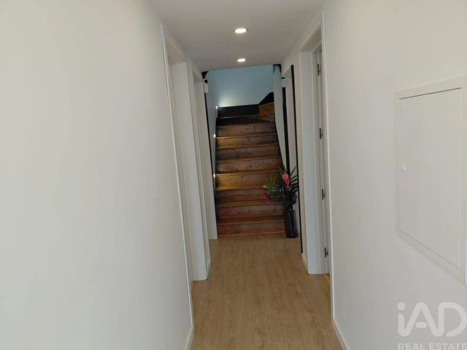 Moradia T4 para Venda em Erada Foto 29