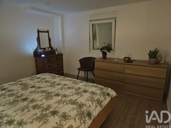 Moradia T4 para Venda em Erada Foto 11