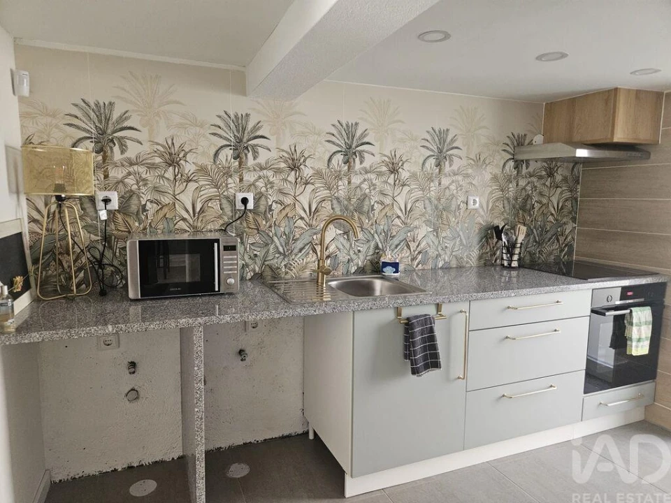 Moradia T4 para Venda em Erada Foto 13