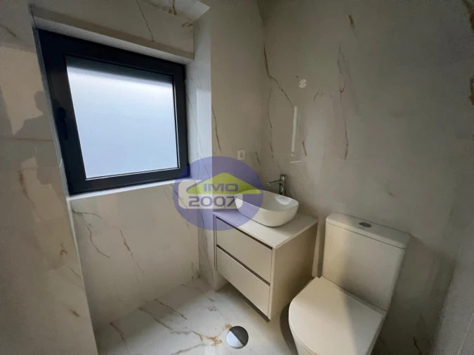 Moradia T3 para Venda em Espinho Foto 19