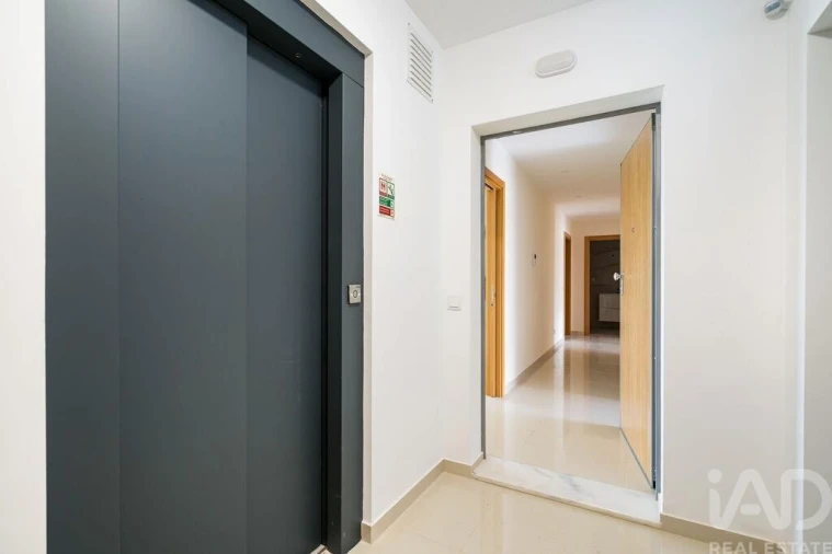 Apartamento T3 para Venda em Lagoa e Carvoeiro Foto 4