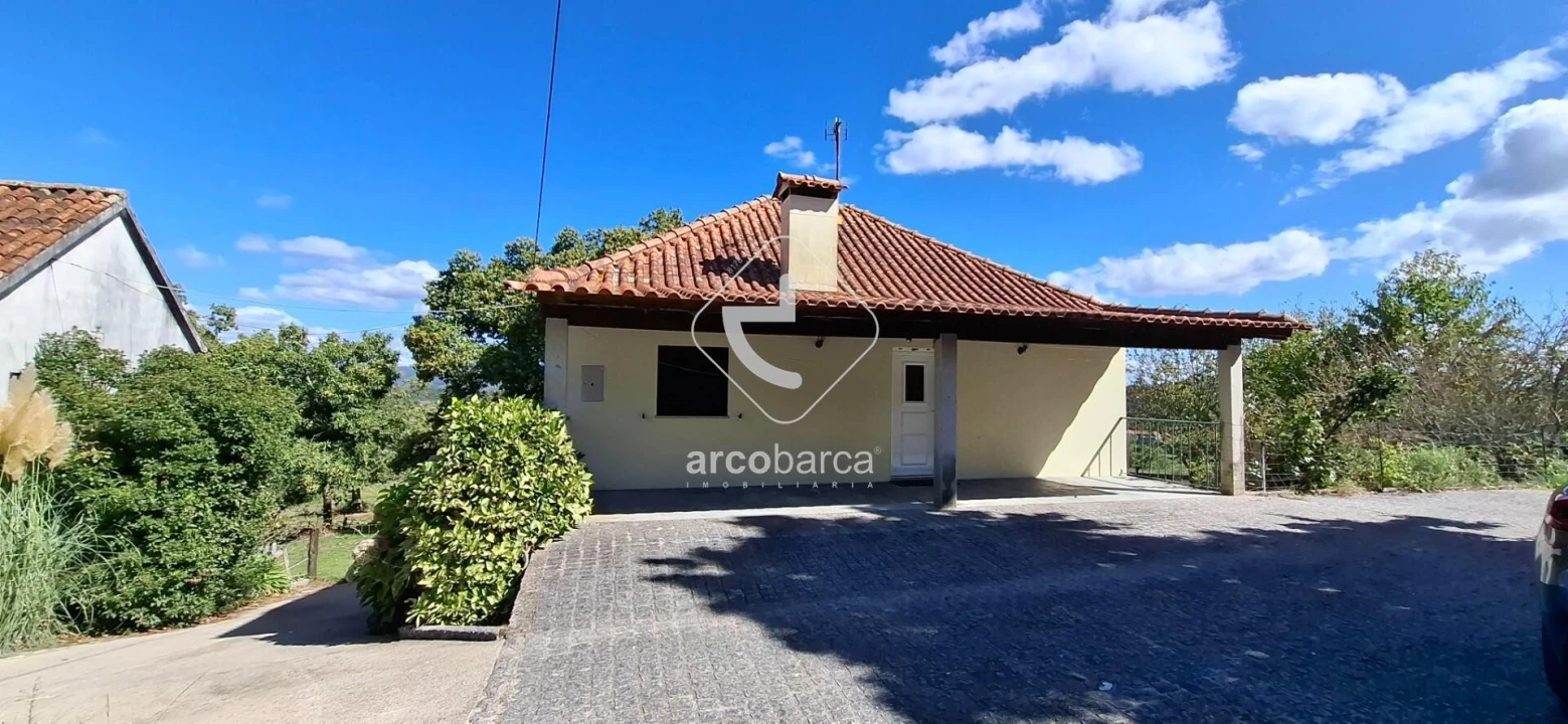 Quinta T3 para Venda em Calvelo Foto 3