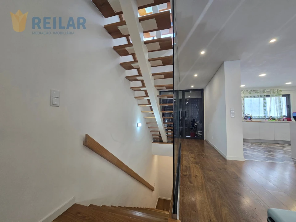 Moradia T3 para Venda em Santa Iria de Azoia, São João da Talha e Bobadela Foto 25