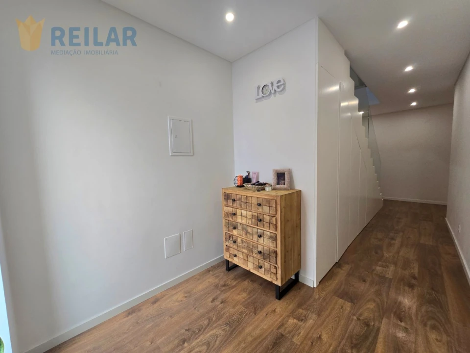 Moradia T3 para Venda em Santa Iria de Azoia, São João da Talha e Bobadela Foto 46