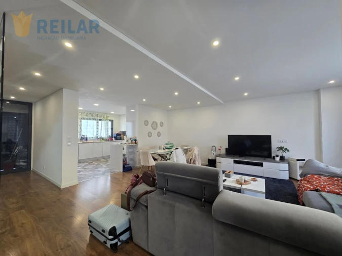 Moradia T3 para Venda em Santa Iria de Azoia, São João da Talha e Bobadela Foto 12