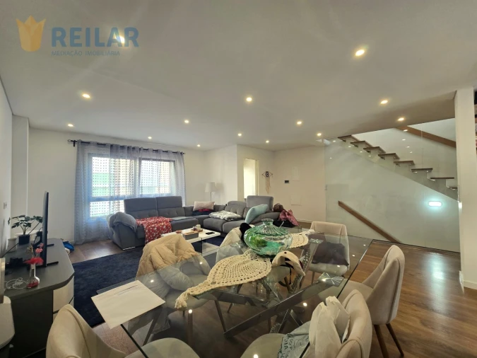 Moradia T3 para Venda em Santa Iria de Azoia, São João da Talha e Bobadela Foto 17