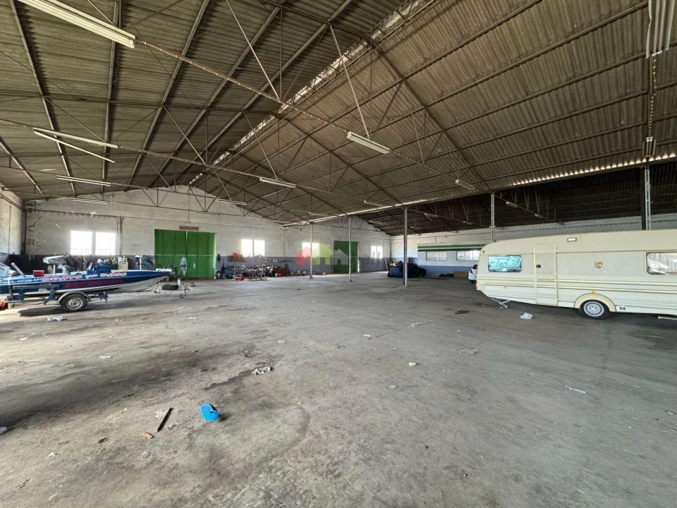 Armazém para Venda em Beja (Salvador e Santa Maria da Feira) Foto 5