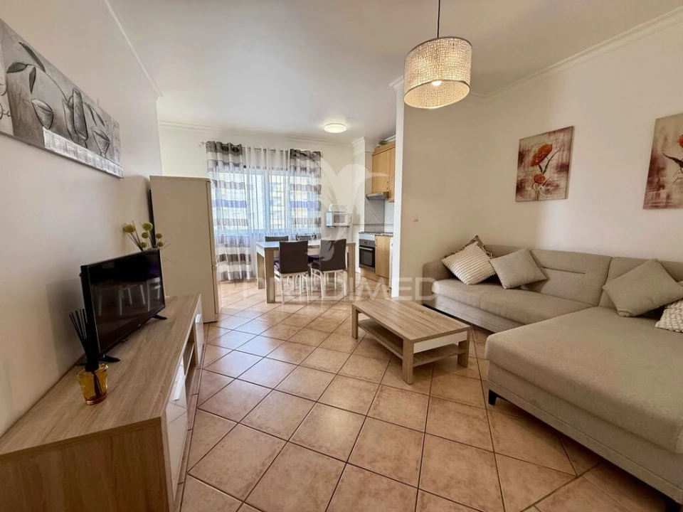 Apartamento T1 para Venda em Portimão Foto 2