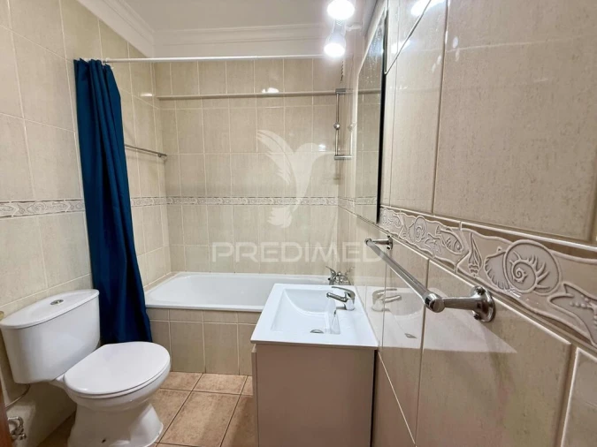 Apartamento T1 para Venda em Portimão Foto 7