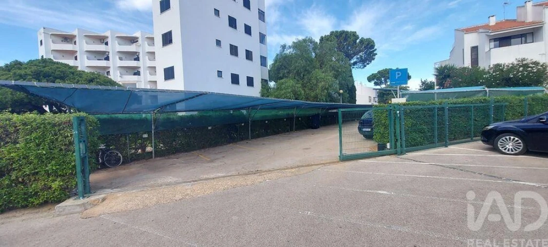 Apartamento T2 para Venda em Quarteira Foto 18