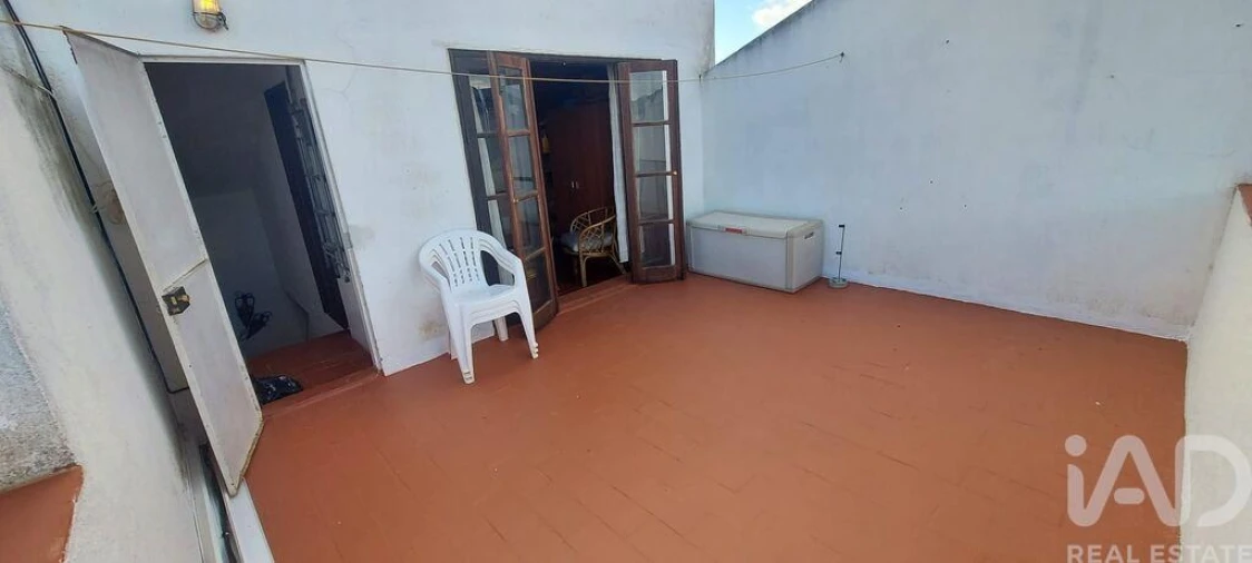 Apartamento T2 para Venda em Quarteira Foto 17