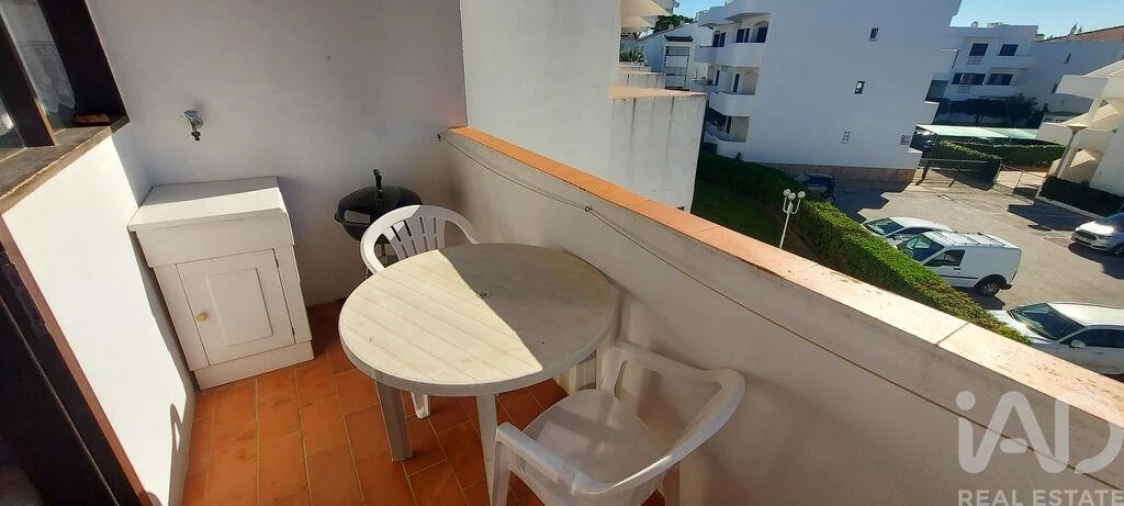 Apartamento T2 para Venda em Quarteira Foto 17