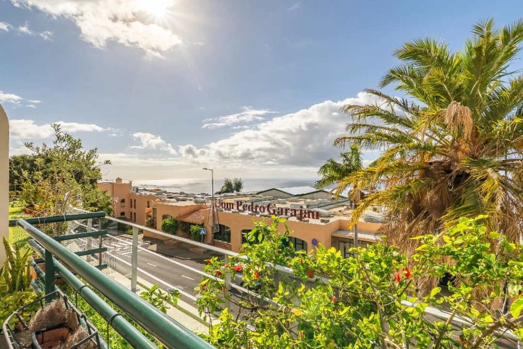 Apartamento T2 para Venda em Caniço Foto 43