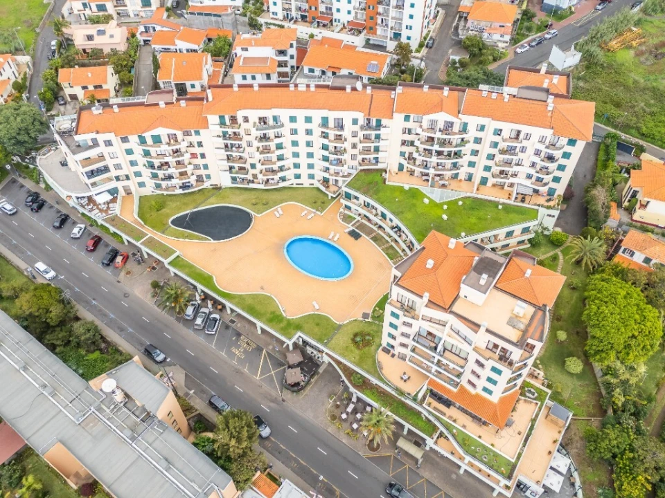 Apartamento T2 para Venda em Caniço Foto 74