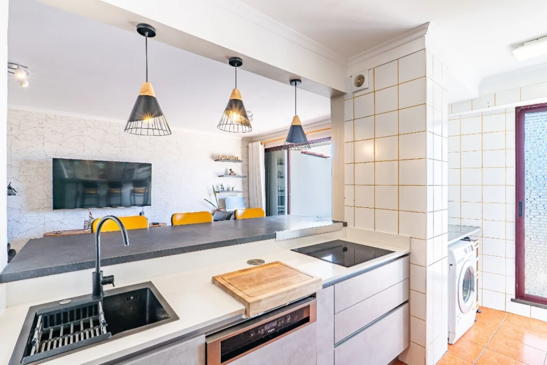 Apartamento T2 para Venda em Caniço Foto 27