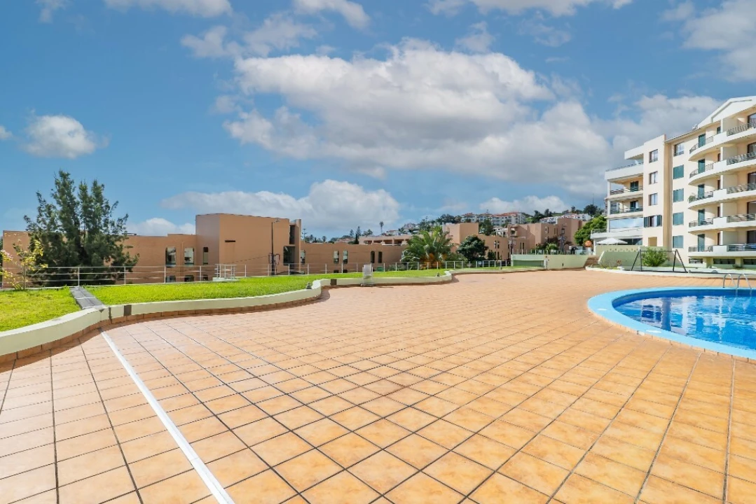 Apartamento T2 para Venda em Caniço Foto 47