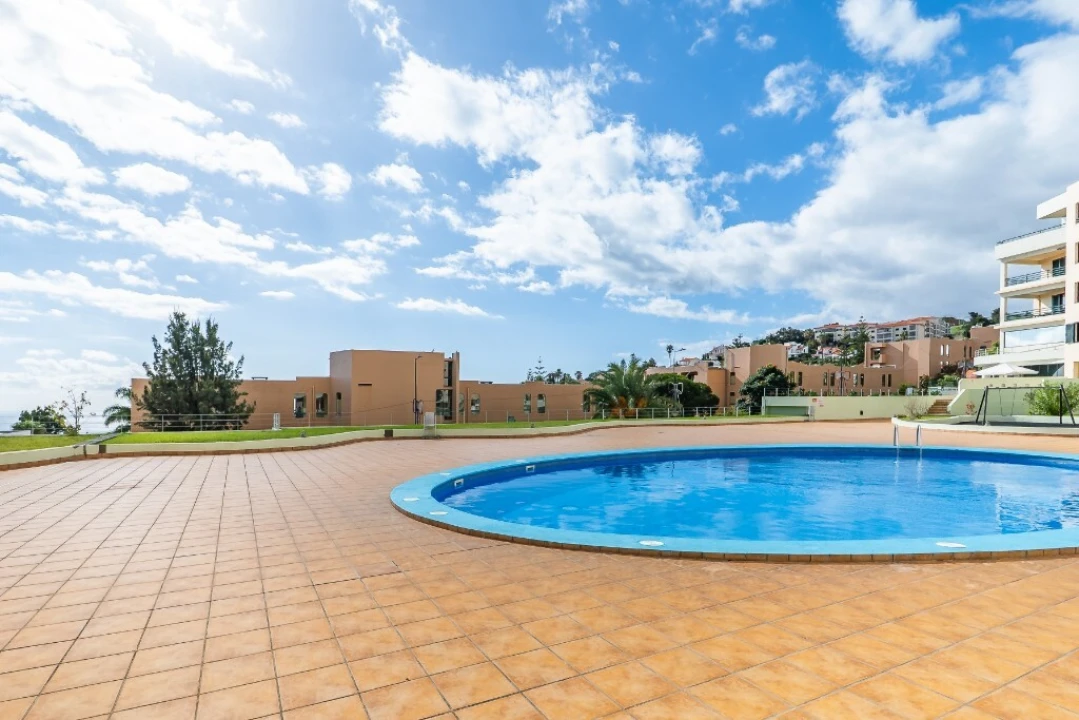 Apartamento T2 para Venda em Caniço Foto 50