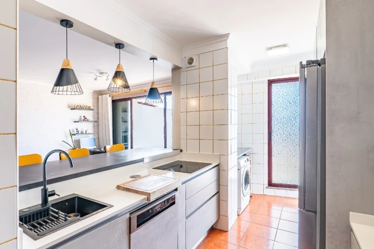 Apartamento T2 para Venda em Caniço Foto 29