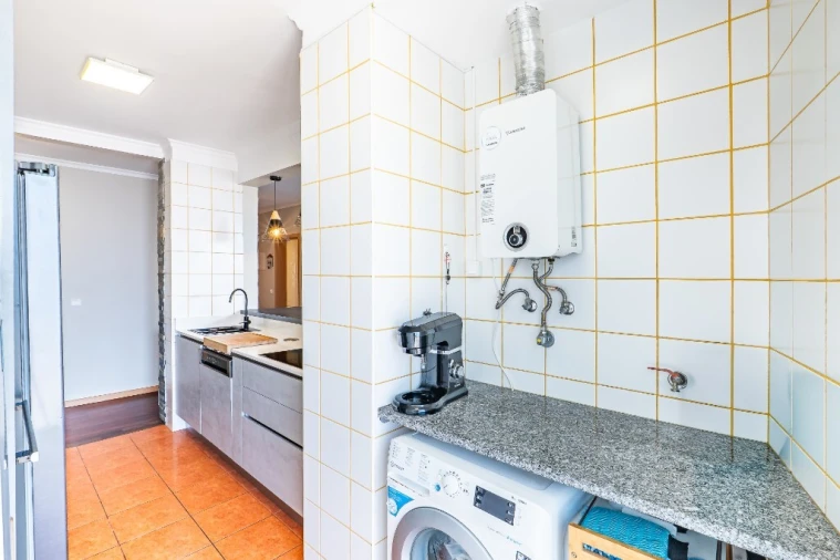 Apartamento T2 para Venda em Caniço Foto 24