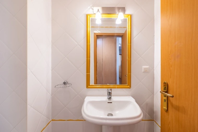 Apartamento T2 para Venda em Caniço Foto 20