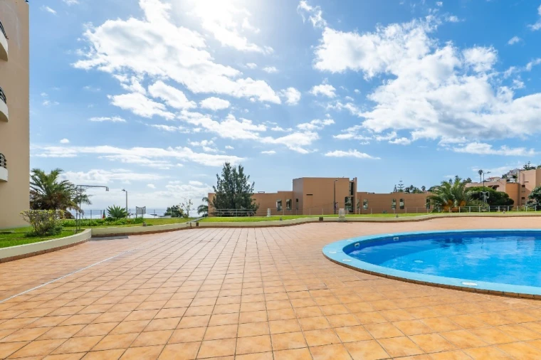 Apartamento T2 para Venda em Caniço Foto 49