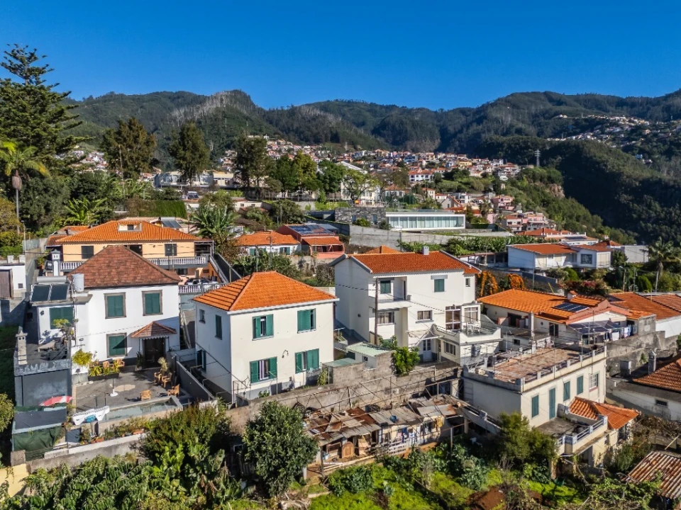 Moradia T3 para Venda em São Roque Foto 85