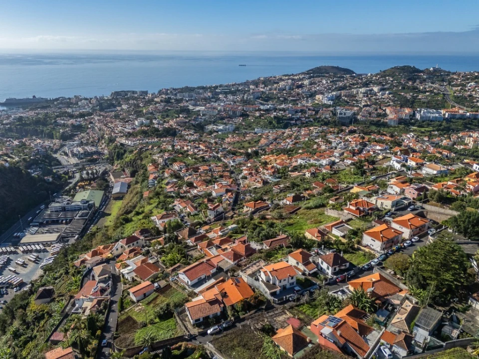 Moradia T3 para Venda em São Roque Foto 73