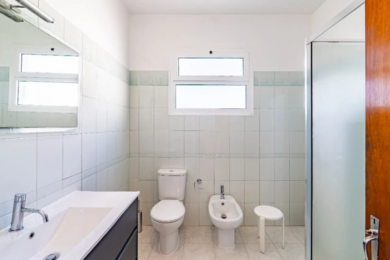 Moradia T3 para Venda em São Roque Foto 20