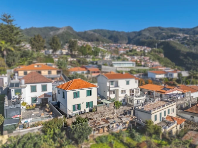 Moradia T3 para Venda em São Roque Foto 86