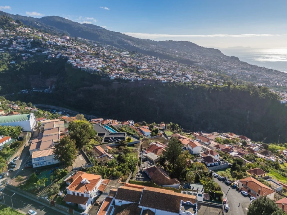 Moradia T3 para Venda em São Roque Foto 76