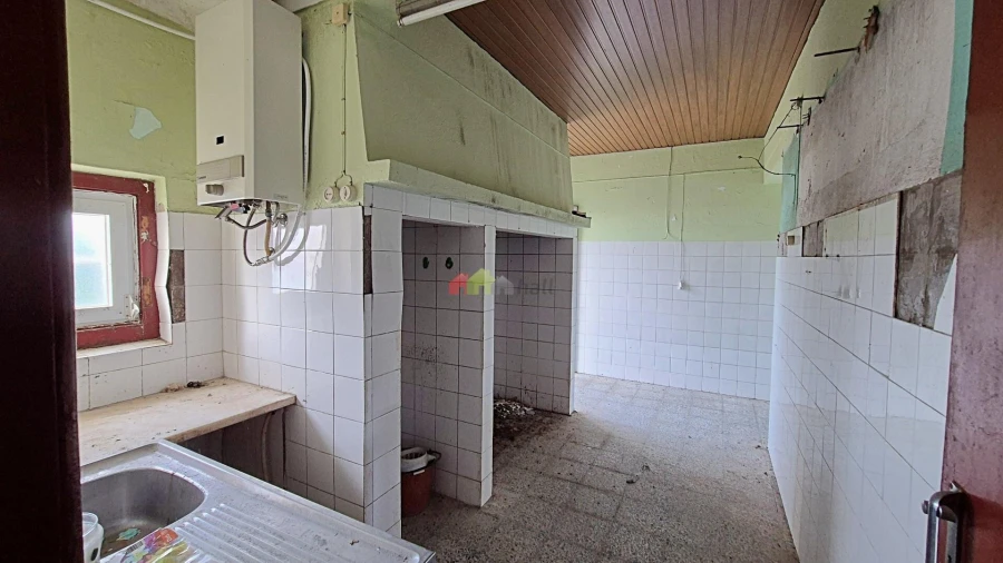 Moradia T2 para Venda em Mora Foto 10