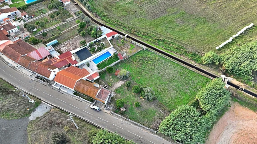 Moradia T2 para Venda em Mora Foto 3