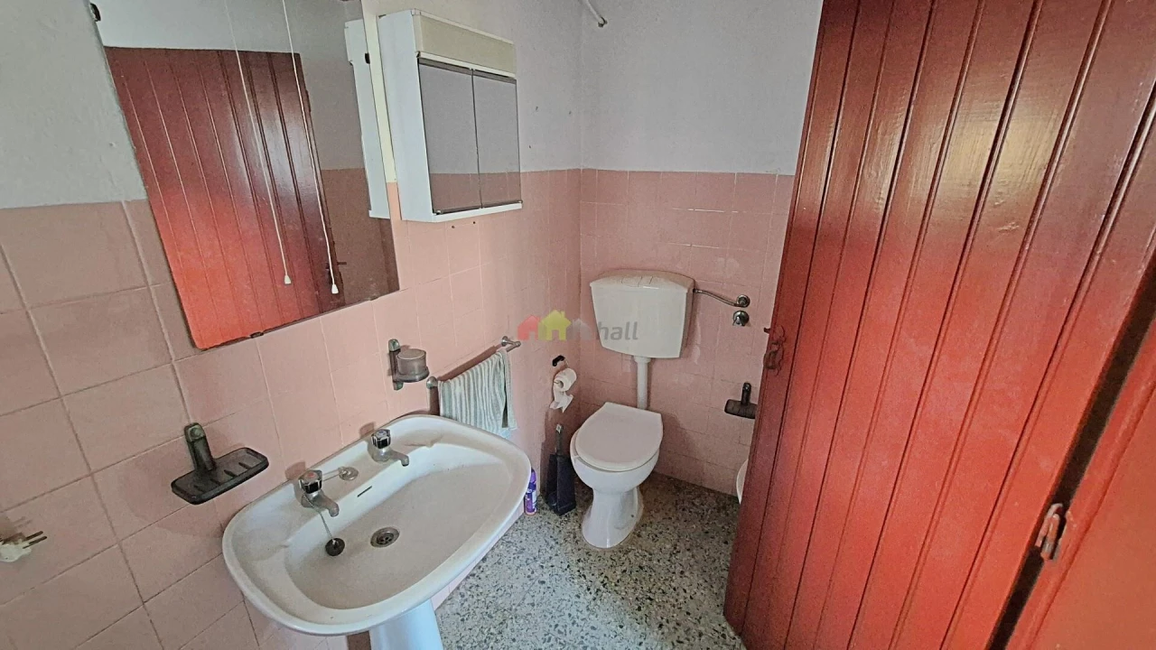 Moradia T2 para Venda em Mora Foto 14