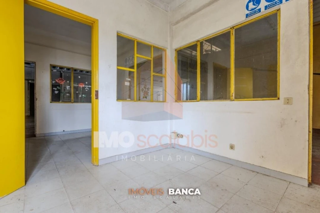 Armazém para Venda em Parreira e Chouto Foto 19