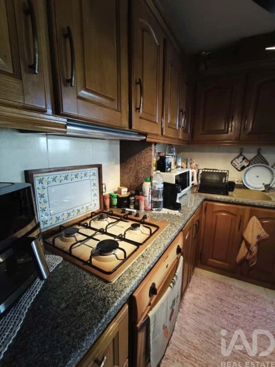 Moradia T3 para Venda em Quadrazais Foto 8