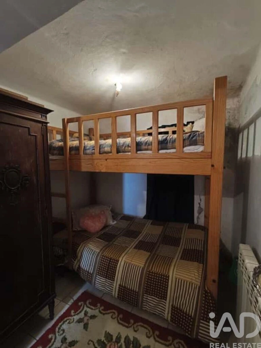 Moradia T3 para Venda em Quadrazais Foto 21