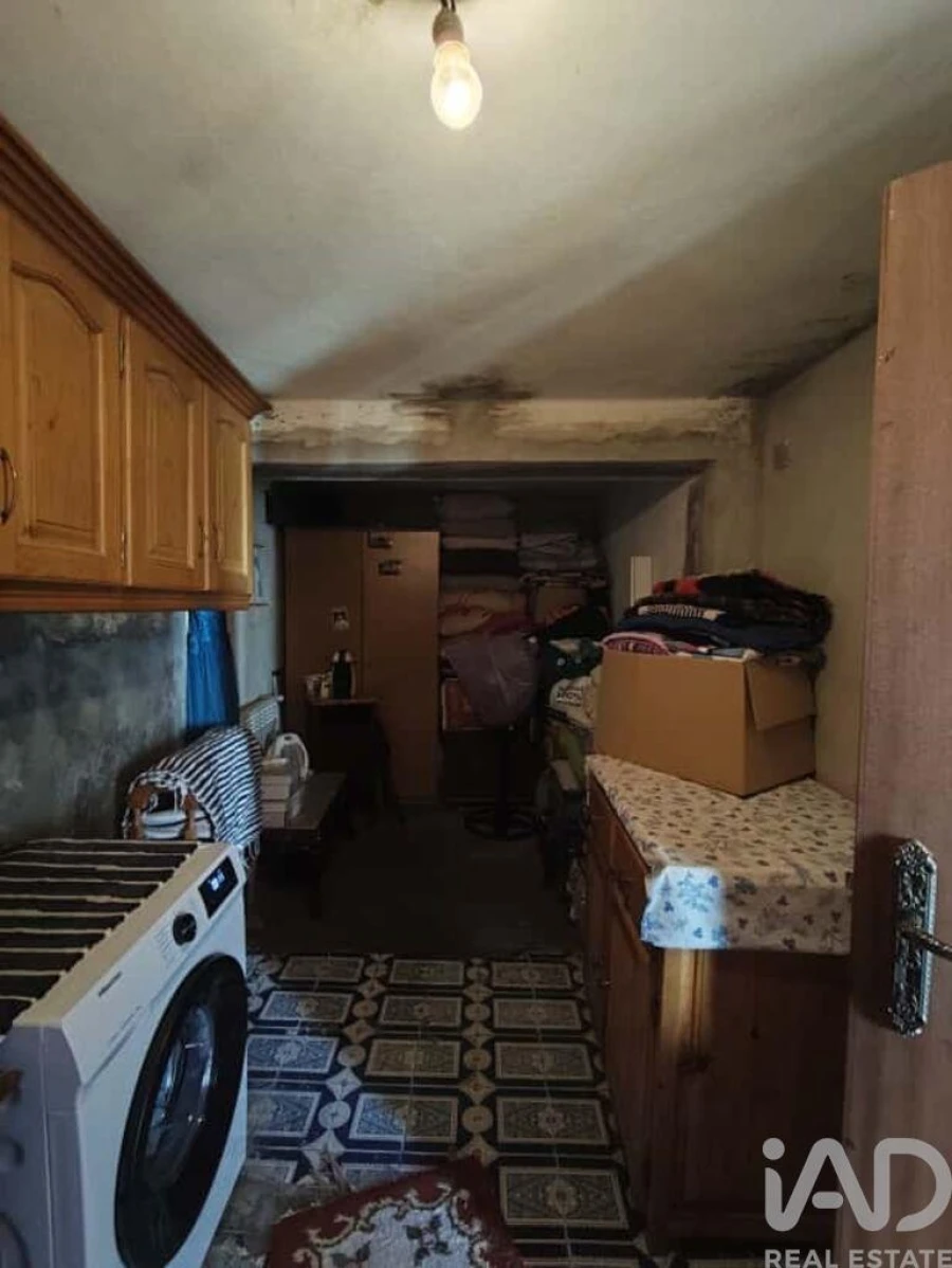 Moradia T3 para Venda em Quadrazais Foto 19