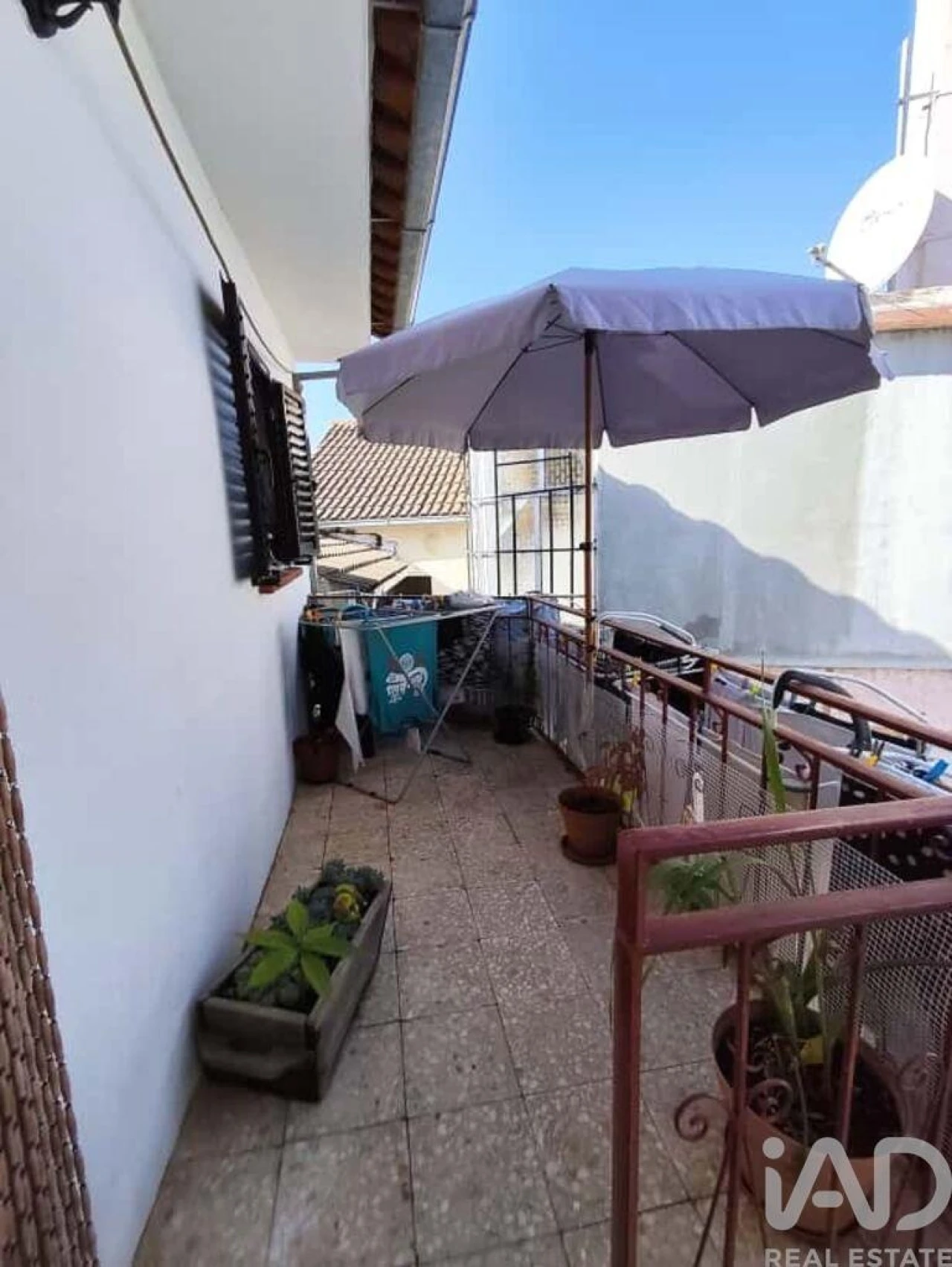 Moradia T3 para Venda em Quadrazais Foto 16