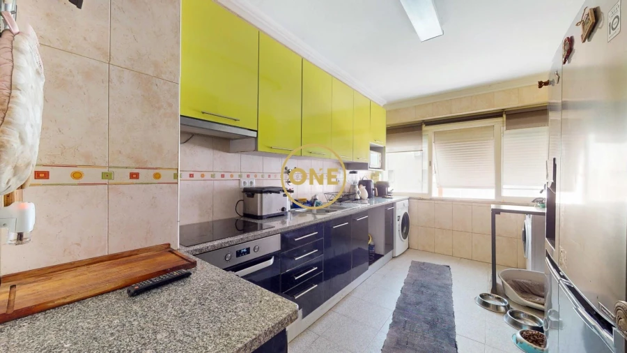 Apartamento T4 para Venda em Carregado e Cadafais Foto 23