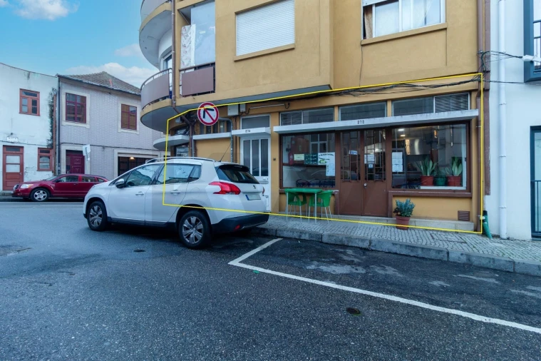 Negócio para Trespasse em Santa Marinha e São Pedro da Afurada