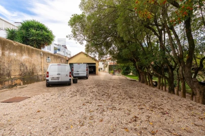 Moradia T12 para Venda em Cascais e Estoril