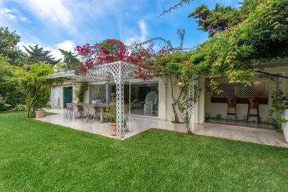 Moradia T12 para Venda em Cascais e Estoril