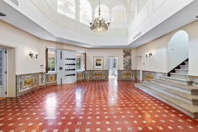 Moradia T12 para Venda em Cascais e Estoril